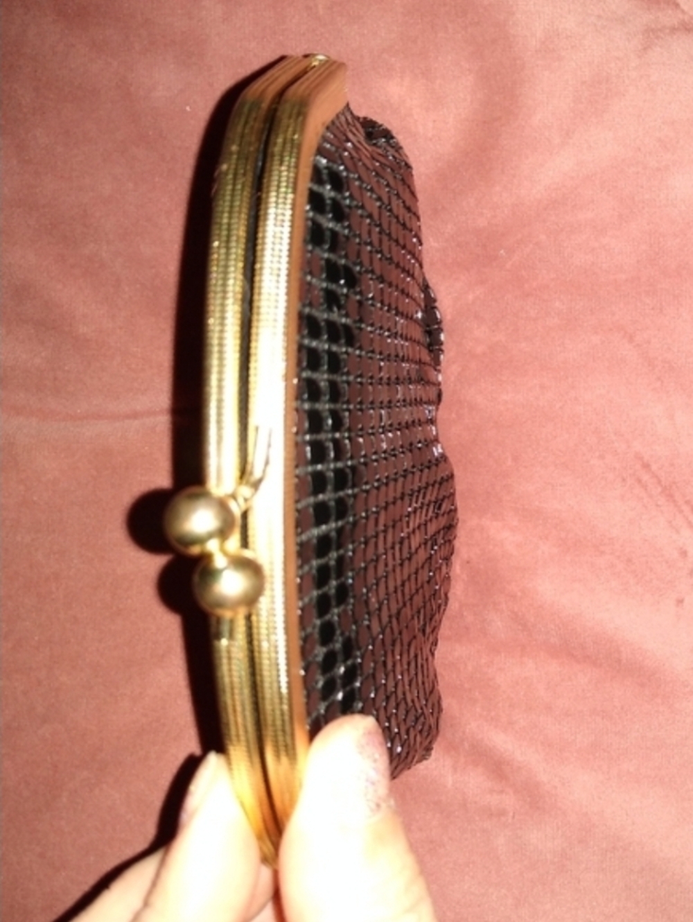Vintage Black Enamel Metal Mesh Clutch Little Purse Snap Close Small Hinged Bag - Picture 2 of 12
